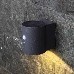 MEGATRON Loky LED-solcellelampe til vægmontering, sensor, rund