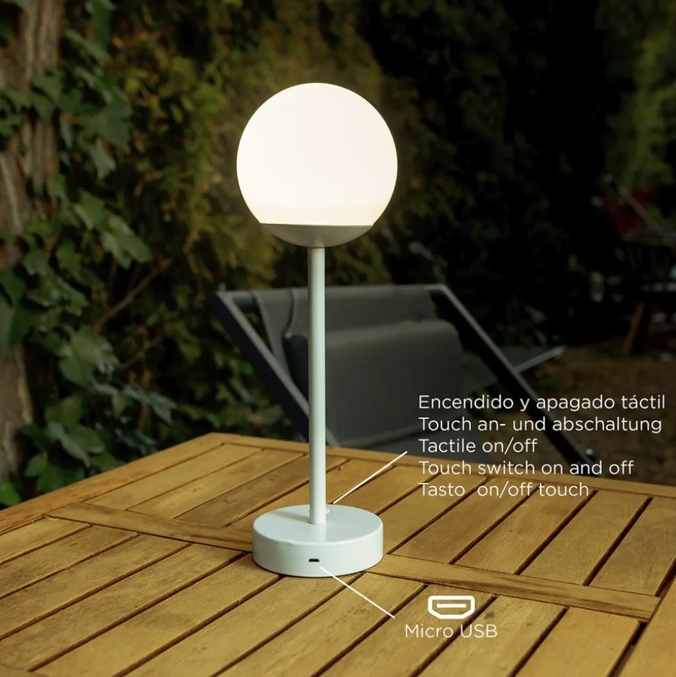 Newgarden Norai Slim LED-bordlampe, messing