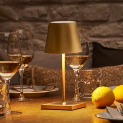 Nuindie mini LED genopladelig bordlampe, USB-C, guld, IP54, dæmpbar