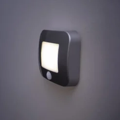 OSRAM natlampe NIGHTLUX HALL, sølv Sensor, batteri IP54