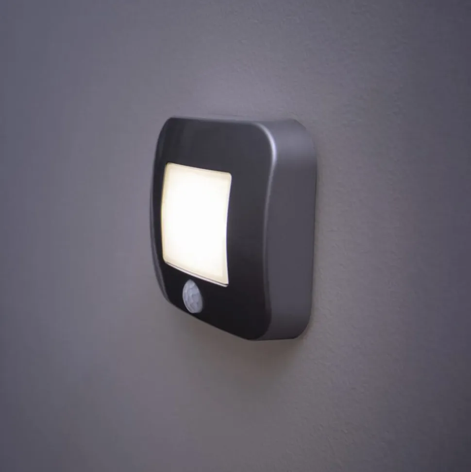 OSRAM natlampe NIGHTLUX HALL, sølv Sensor, batteri IP54