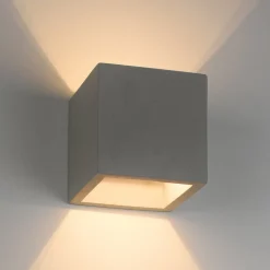 Paul Neuhaus væglampe Eton, beton, 12 cm x 12 cm, op/ned