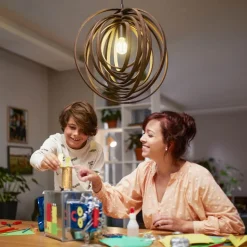 Philips E27 LED-pære A60 4 W 840lm 2.700 K klar