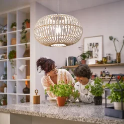 Philips E27 LED-pære A60 5,2 W 1095lm 4.000 K klar
