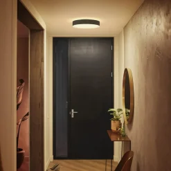 Philips Hue Enrave LED-loftslampe 38,1 cm sort
