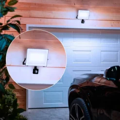 Philips udendørs LED-spot Lois UE Sensor, 24 W, 5.000 K IP65