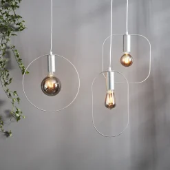 Plain Smoke E27 LED-globepære 1,8 W 2.100K Ø 95mm