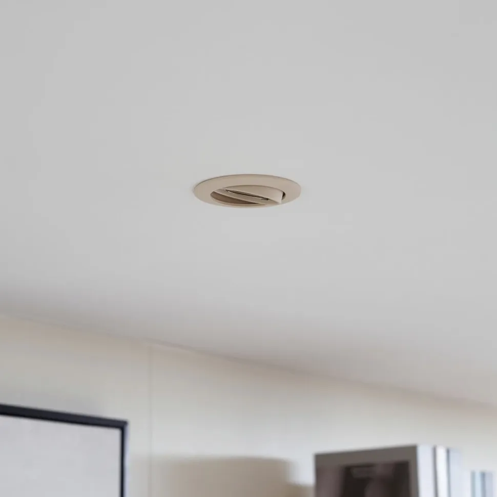 Prios forsænket loftlampe Fibur, beige, aluminium, Ø 8,2 cm