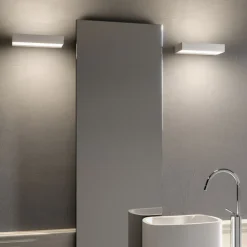 Rotaliana InOut W2 Indoor LED-væglampe 2.700 K