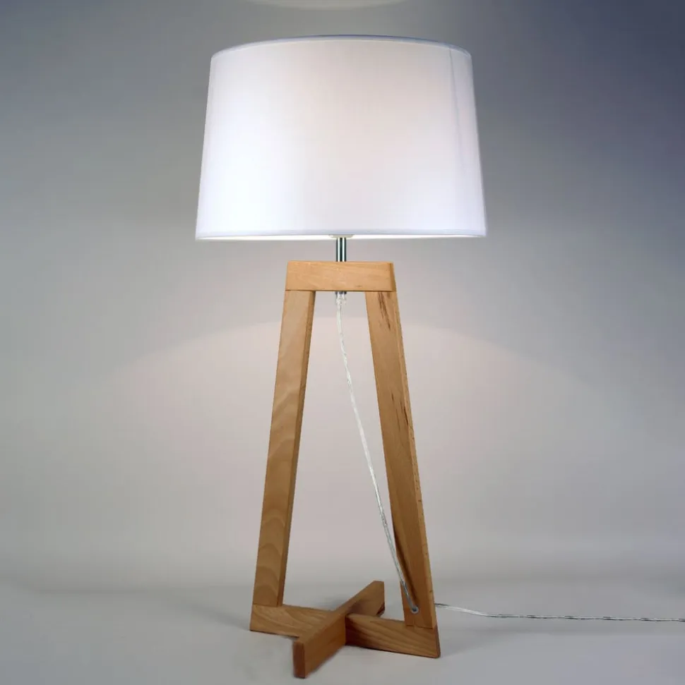 Sacha LT bordlampe i stof og træ