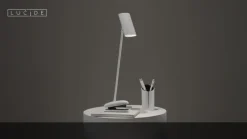 Skrivebordslampe i hvidt metal Hester