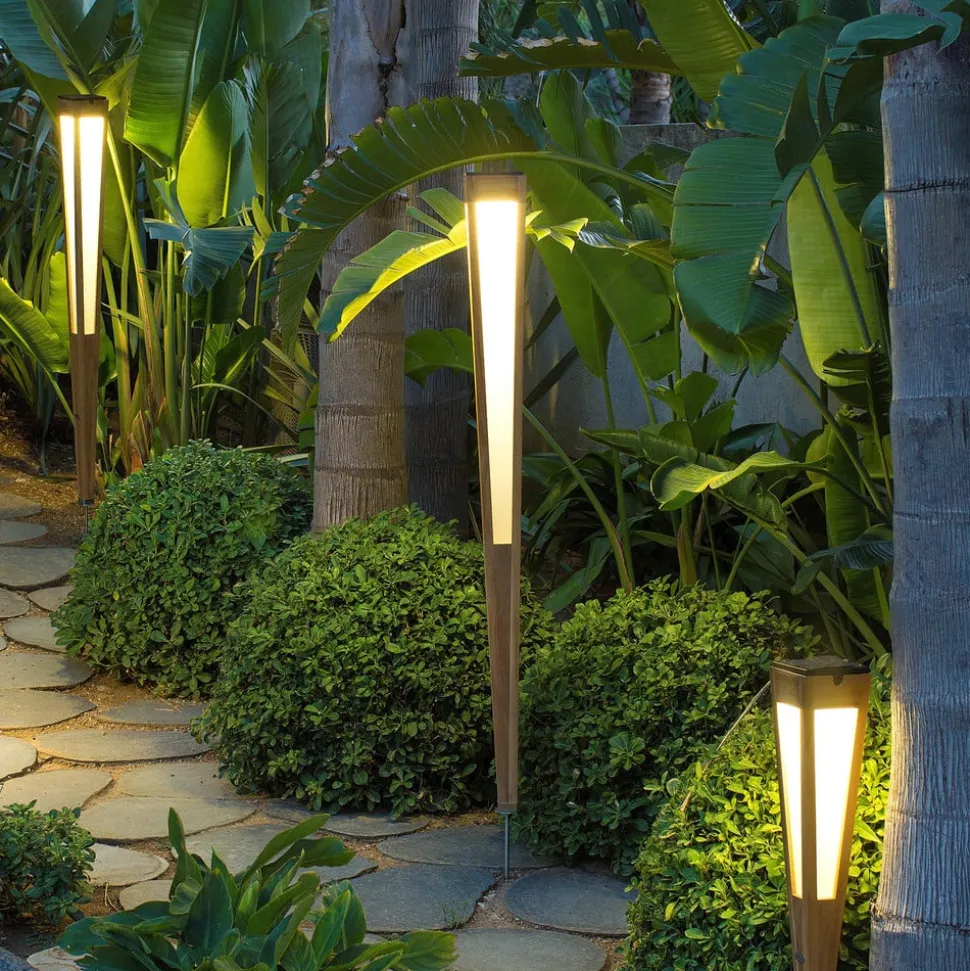 Tecka LED-solcellelampe med sensor, 120 cm, teak