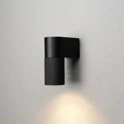 Temi udendørs væglampe, sort, bredde 11 cm, aluminium