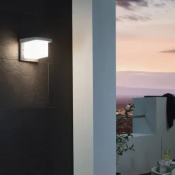 Terningeformet LED-udendørsvæglampe Desella
