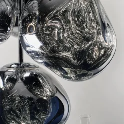 Tom Dixon LED-lysekrone Melt Chandelier, røggrå