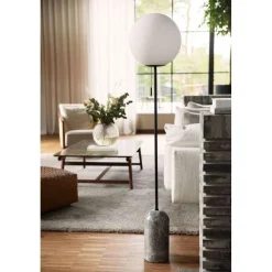 Torrano gulvlampe White - Globen Lighting