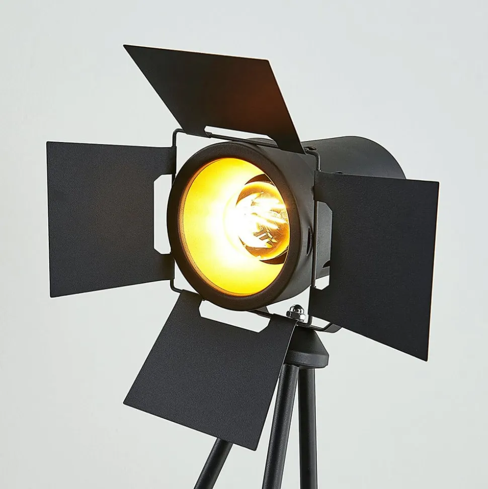 Trebenet gulvlampe Devon i sort