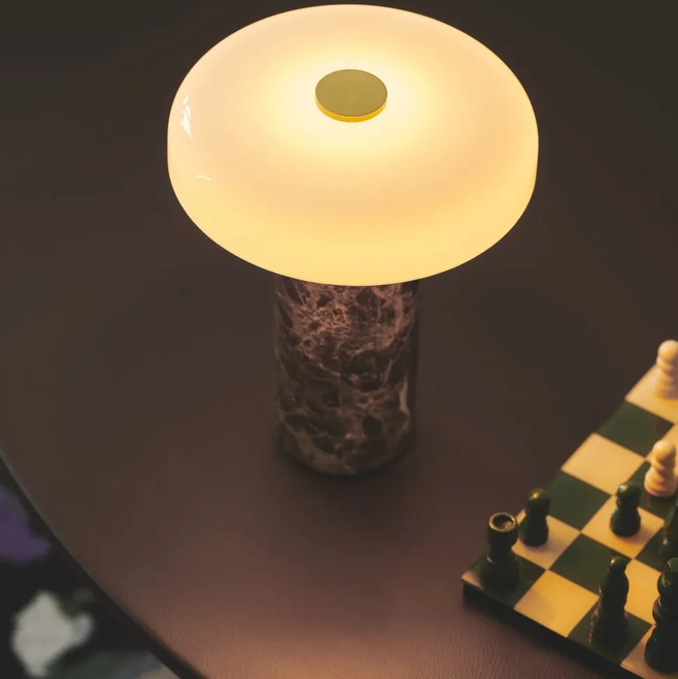 Trip LED genopladelig bordlampe, brun/hvid, marmor, glas, IP44