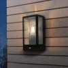 Udendørs væglampe Alamonte med sensor, sort