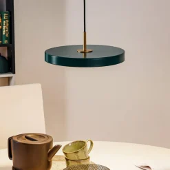 UMAGE LED-hængelampe Asteria Mini mørkegrøn/messing Ø 31 cm