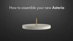 UMAGE LED-hængelampe Asteria Mini, perlehvid/messing, Ø 31 cm