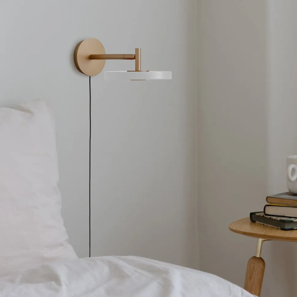 UMAGE LED-væglampe Asteria Short, hvid, 25 cm, stik