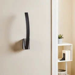 Umbra LED-væglampe med indirekte lys, sort
