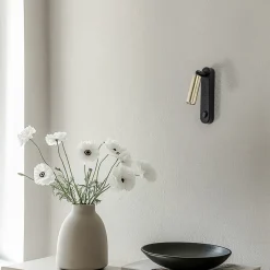 Væglampe Enzo Long, sort-guld, 22 cm, justerbar, G9