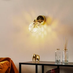 Væglampe Odel med dekoreret glasskærm
