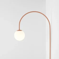 Væglampe Una, metal, glas, koralrød